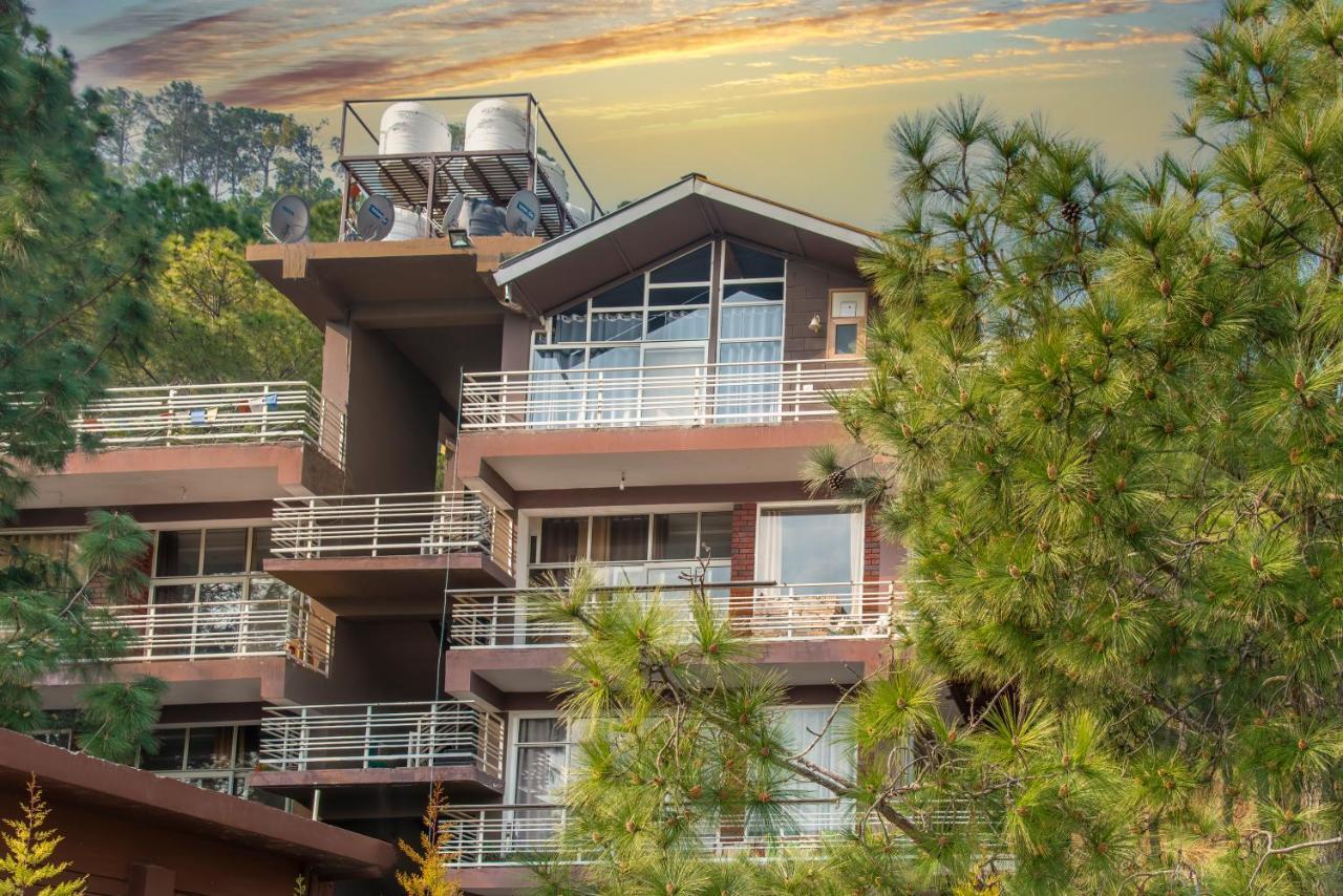 The Hillcrest Paradise Kasauli Eksteriør bilde