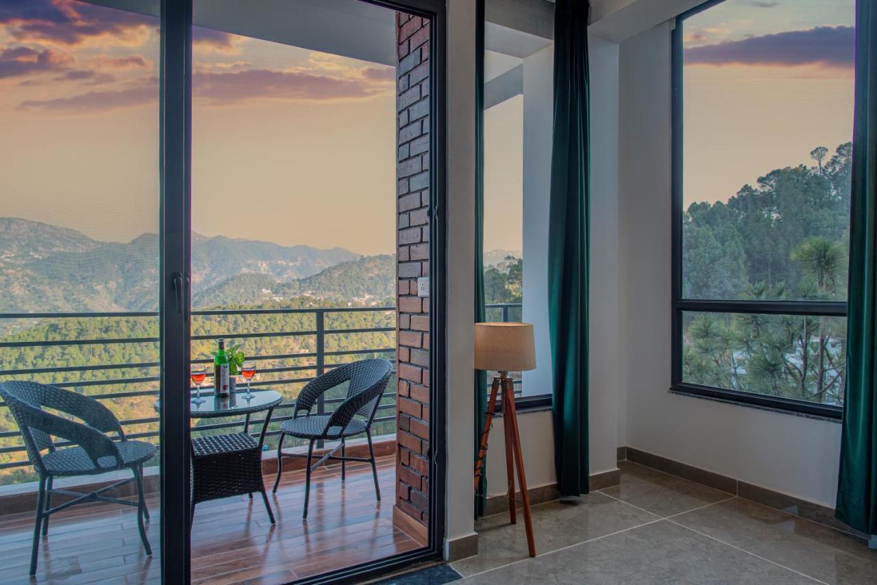 The Hillcrest Paradise Kasauli Eksteriør bilde
