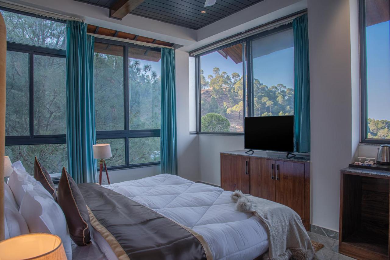 The Hillcrest Paradise Kasauli Eksteriør bilde